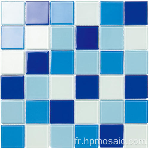 piscine mosaïque bleu mélangé blanc